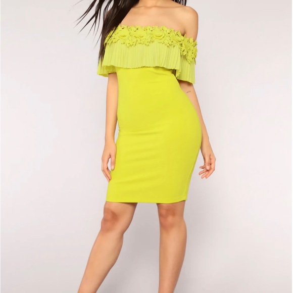 Lime Green Midi Dress - Summer/Vacation - Picture 2 of 2